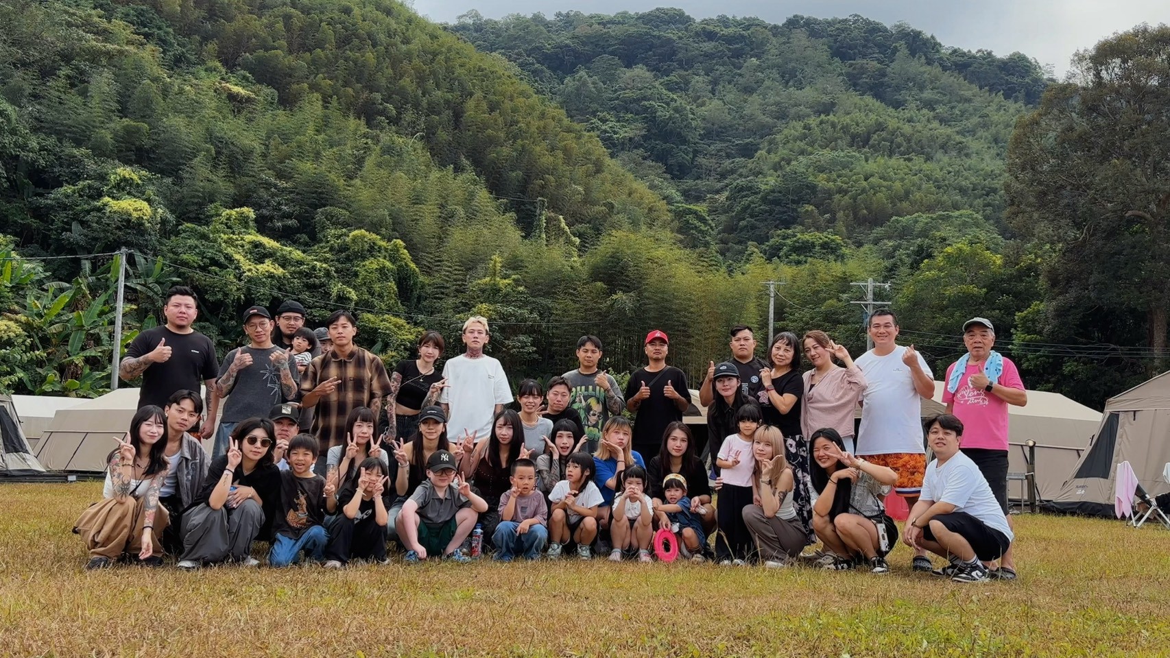 初心與初嚴團隊 2026 年員工旅遊合照